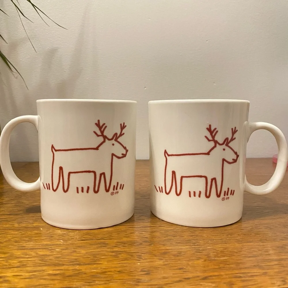 Set of 2 Crate & Barrel Trish Richman 1999 Reindeer Christmas Coffee Mugs